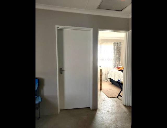 2 BEDROOM APARTMENT FOR SALE IN RIVERSIDE VIEW